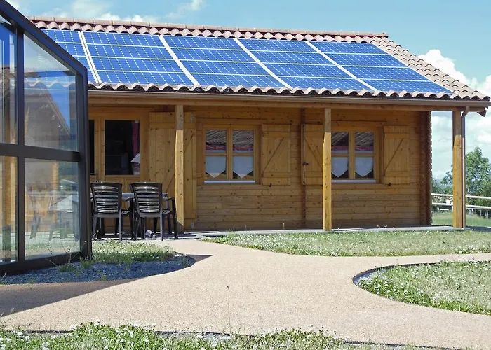 Gîtes Bon Air Saint-Flour  avec Piscine