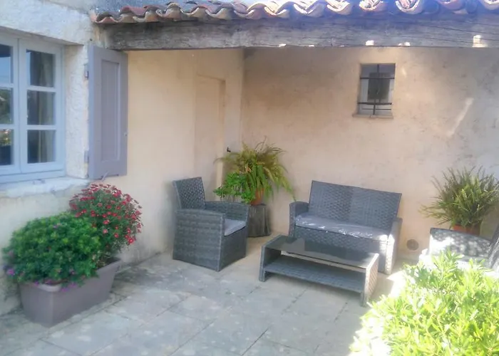 Villa L'Escaillon à La Colle-sur-Loup avec Piscine