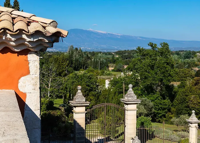 Château des Cinq Cantons Carpentras