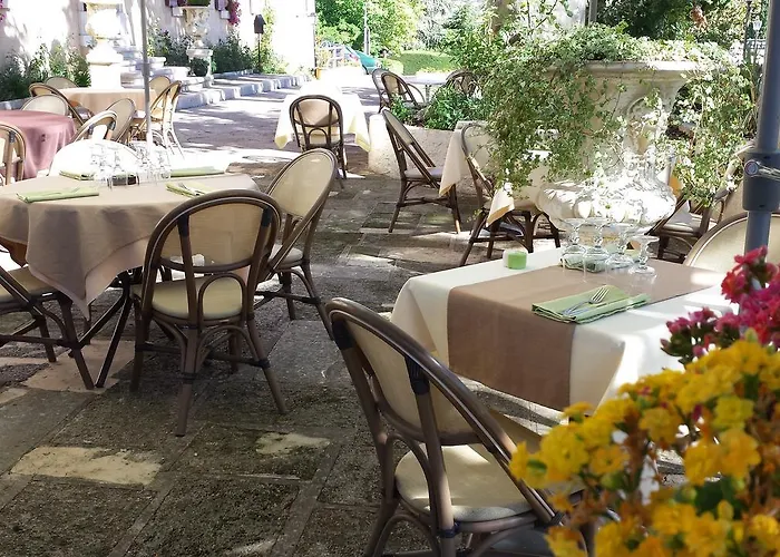 Hostellerie De La Cremaillere Carnoux-en-Provence