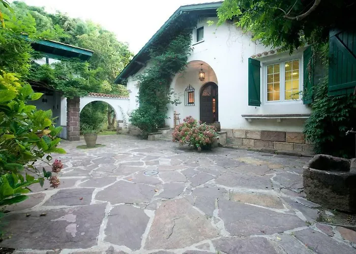 Villa Mendi Zola - Sare avec Piscine