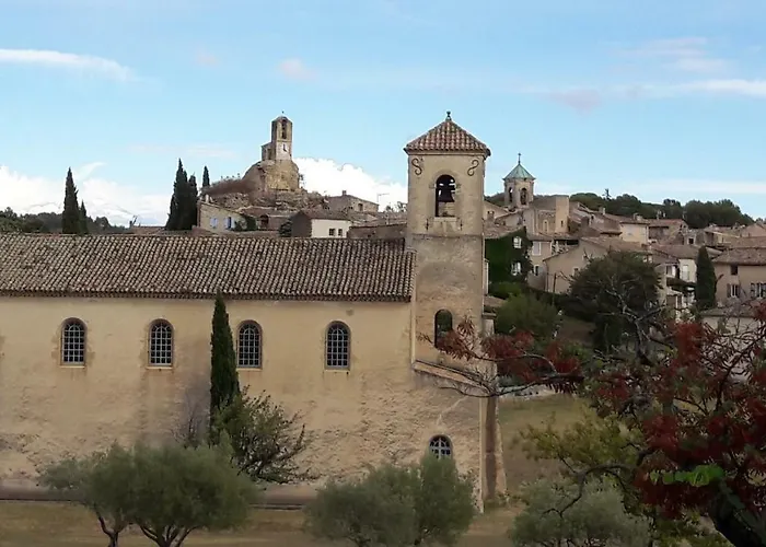 My Home In Lourmarin avec Piscine