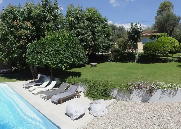Villa La Moma 2 à Vence avec Piscine