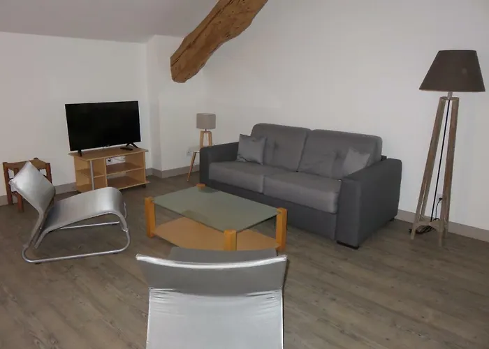 Gîtes Dans une Maison d'hôtes Lieu Dit Cruzel Moissac avec Piscine