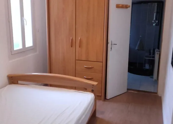 Villa 21 Rue des Alliés à Le Tréport Privée