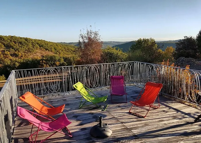 Maison d'hôtes La Roulotte CLERELU - Du domaine des Ramonets à Cahors avec Piscine