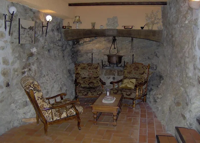 Auberge De Cucugnan