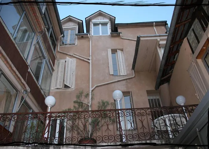 Hotel De La Paix Bagnères-de-Bigorre