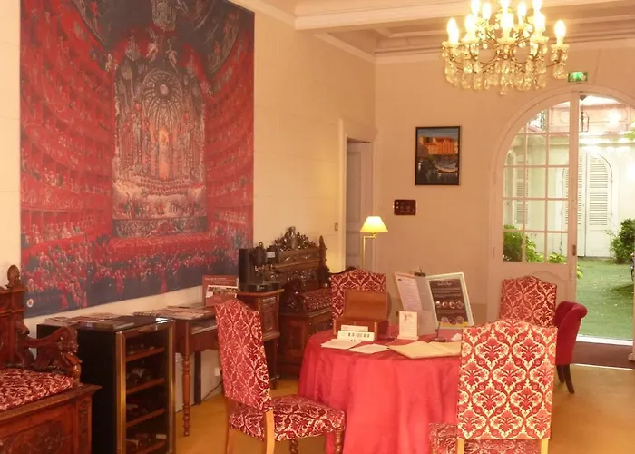 Hotel Du Fiacre Carpentras