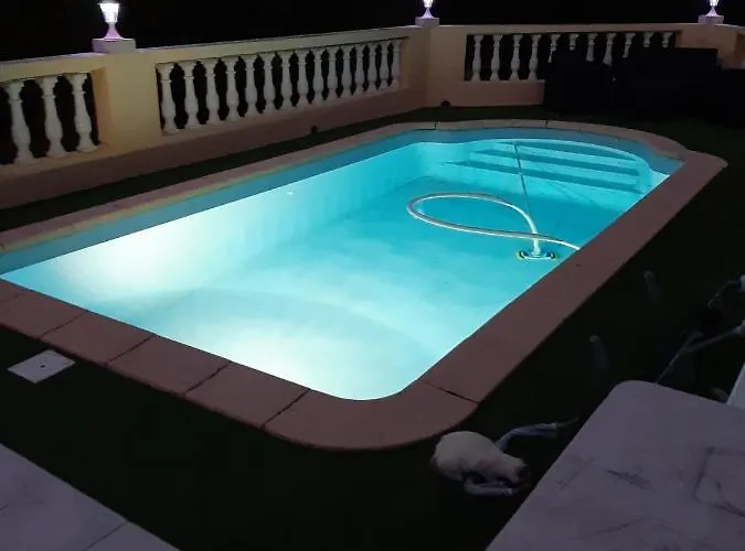 Villa Ribellu à Bastia  avec Piscine