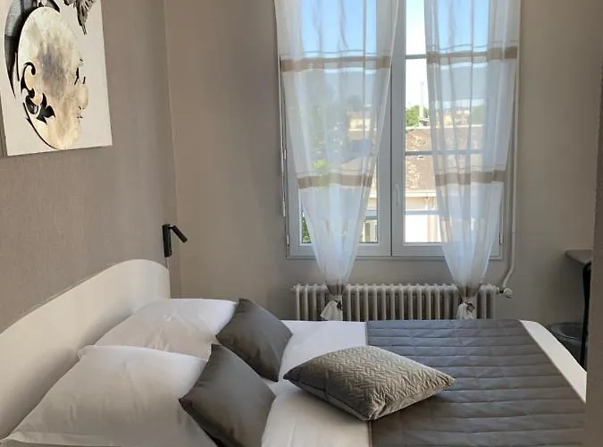 Hotel L'Escale de la Gare à Saumur